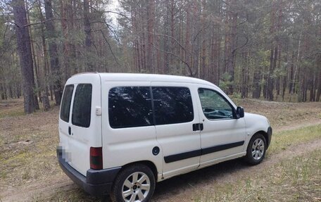 Peugeot Partner II рестайлинг 2, 2010 год, 370 000 рублей, 4 фотография
