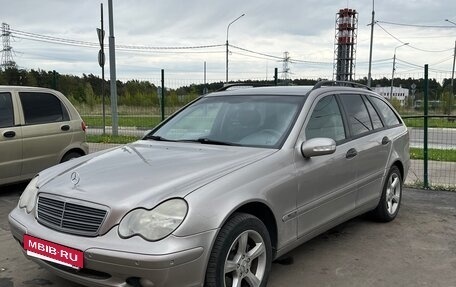 Mercedes-Benz C-Класс, 2003 год, 680 000 рублей, 2 фотография