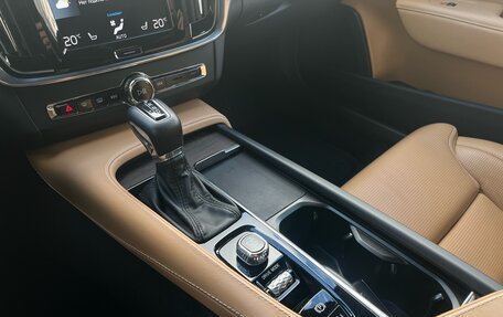Volvo V90 Cross Country I рестайлинг, 2020 год, 4 749 000 рублей, 10 фотография