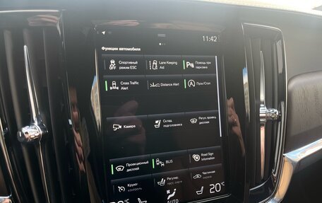 Volvo V90 Cross Country I рестайлинг, 2020 год, 4 749 000 рублей, 22 фотография