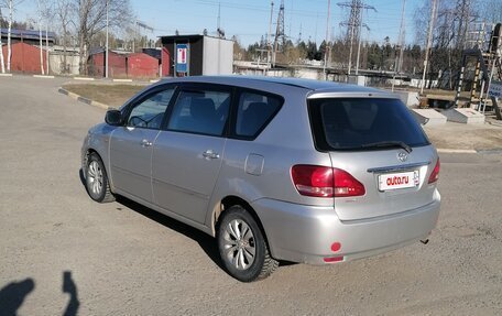 Toyota Avensis Verso I рестайлинг, 2003 год, 570 000 рублей, 4 фотография
