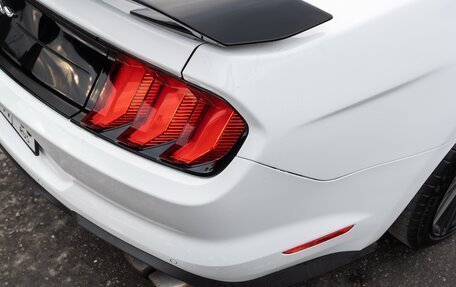 Ford Mustang VI рестайлинг, 2018 год, 3 150 000 рублей, 9 фотография