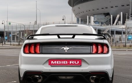 Ford Mustang VI рестайлинг, 2018 год, 3 150 000 рублей, 6 фотография