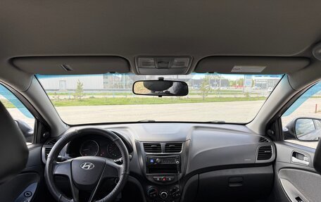 Hyundai Solaris II рестайлинг, 2012 год, 850 000 рублей, 22 фотография