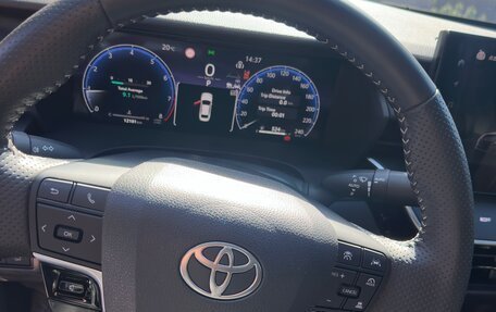 Toyota Camry, 2024 год, 1 550 000 рублей, 10 фотография