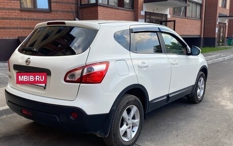 Nissan Qashqai, 2011 год, 1 020 000 рублей, 5 фотография