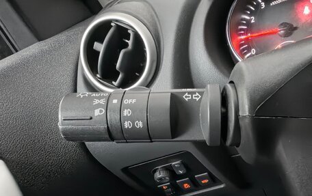Nissan Qashqai, 2011 год, 946 000 рублей, 14 фотография