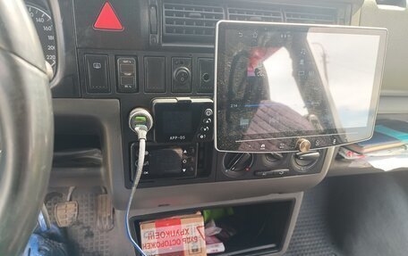 Volkswagen Transporter T4, 2003 год, 1 400 000 рублей, 2 фотография