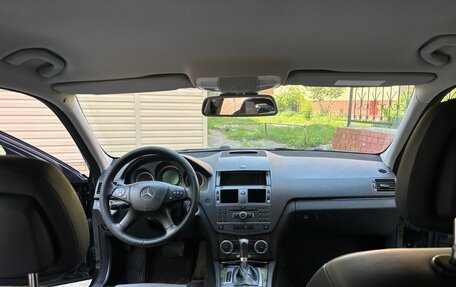 Mercedes-Benz C-Класс, 2011 год, 1 000 000 рублей, 9 фотография