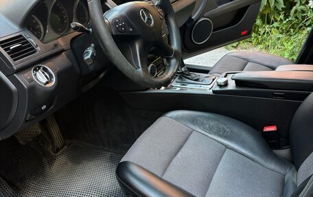 Mercedes-Benz C-Класс, 2011 год, 1 000 000 рублей, 12 фотография