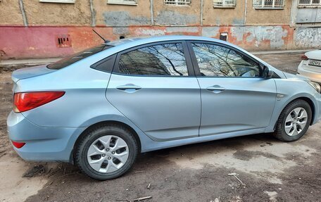 Hyundai Solaris II рестайлинг, 2012 год, 599 000 рублей, 4 фотография
