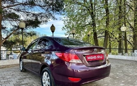 Hyundai Solaris II рестайлинг, 2011 год, 630 000 рублей, 2 фотография