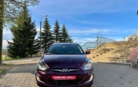 Hyundai Solaris II рестайлинг, 2011 год, 630 000 рублей, 13 фотография