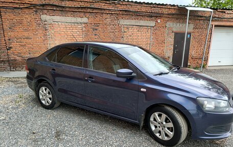 Volkswagen Polo VI (EU Market), 2013 год, 878 000 рублей, 2 фотография