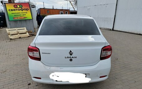 Renault Logan II, 2017 год, 430 000 рублей, 4 фотография