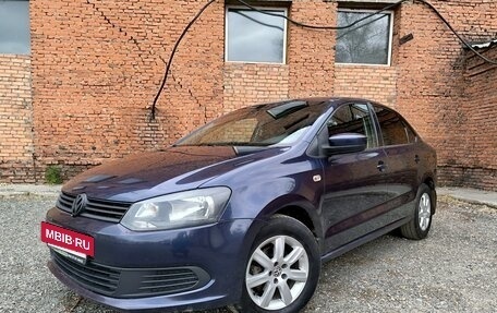 Volkswagen Polo VI (EU Market), 2013 год, 878 000 рублей, 3 фотография