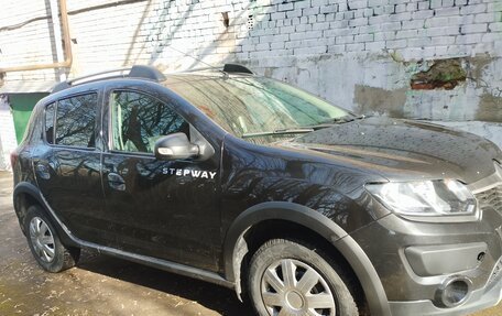 Renault Sandero II рестайлинг, 2015 год, 645 000 рублей, 7 фотография