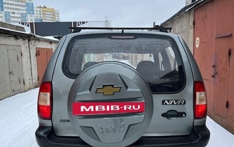 Chevrolet Niva I рестайлинг, 2006 год, 615 000 рублей, 4 фотография