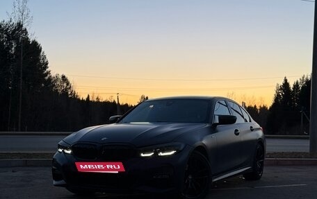 BMW 3 серия, 2019 год, 3 850 000 рублей, 3 фотография