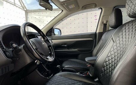 Mitsubishi Outlander III рестайлинг 3, 2015 год, 1 650 000 рублей, 11 фотография