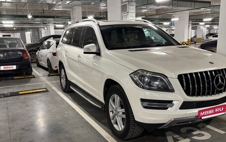 Mercedes-Benz GL-Класс, 2013 год, 3 000 000 рублей, 5 фотография