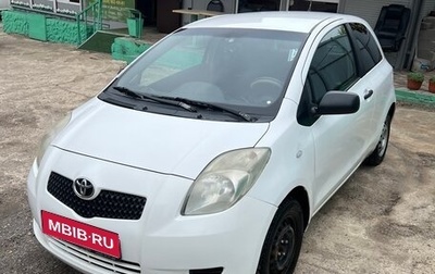Toyota Yaris III рестайлинг, 2008 год, 420 000 рублей, 1 фотография