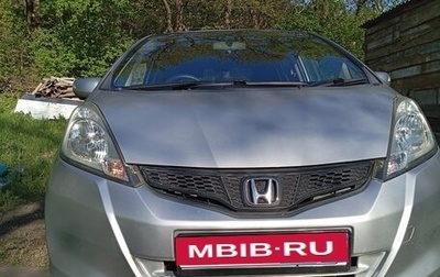 Honda Fit III, 2012 год, 970 000 рублей, 1 фотография