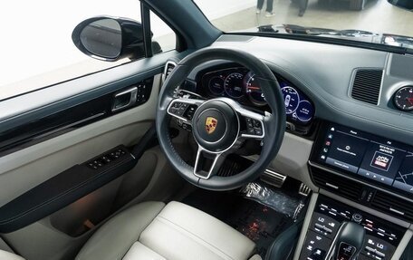 Porsche Cayenne III, 2022 год, 8 420 000 рублей, 9 фотография