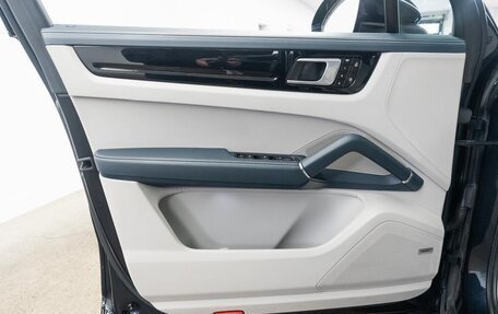 Porsche Cayenne III, 2022 год, 8 420 000 рублей, 16 фотография
