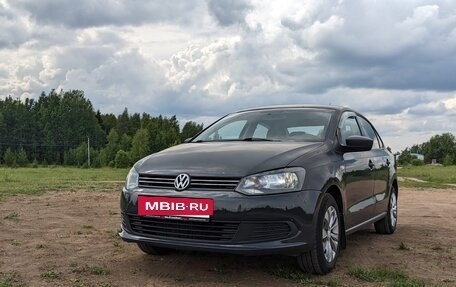 Volkswagen Polo VI (EU Market), 2012 год, 750 000 рублей, 26 фотография