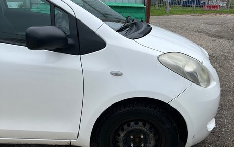 Toyota Yaris III рестайлинг, 2008 год, 420 000 рублей, 4 фотография