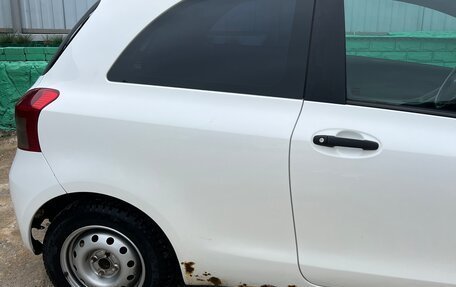 Toyota Yaris III рестайлинг, 2008 год, 420 000 рублей, 5 фотография