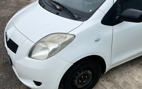Toyota Yaris III рестайлинг, 2008 год, 420 000 рублей, 10 фотография