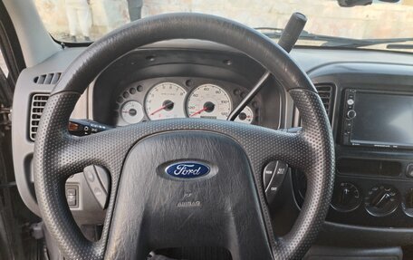 Ford Escape II, 2002 год, 600 000 рублей, 9 фотография