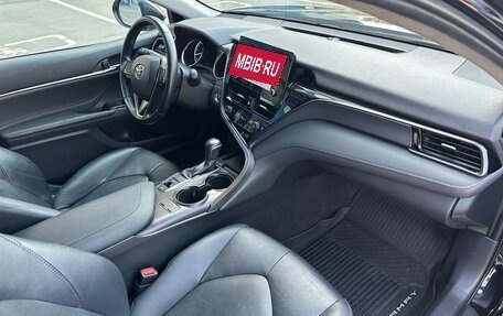 Toyota Camry, 2021 год, 2 595 000 рублей, 6 фотография