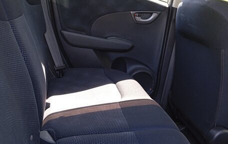 Honda Fit III, 2012 год, 970 000 рублей, 10 фотография