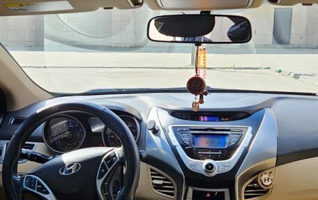 Hyundai Elantra V, 2011 год, 1 000 000 рублей, 7 фотография