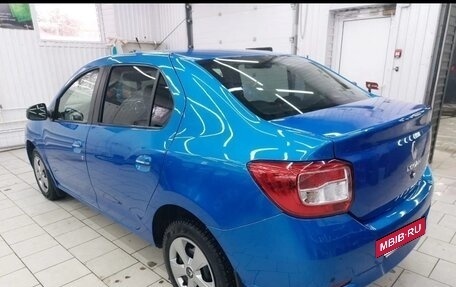 Renault Logan II, 2015 год, 700 000 рублей, 5 фотография