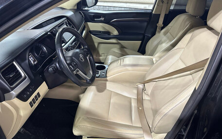 Toyota Highlander III, 2014 год, 2 800 000 рублей, 4 фотография