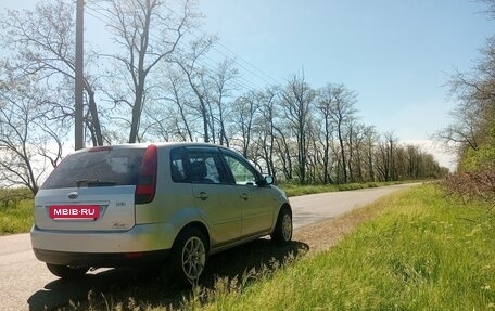 Ford Fiesta, 2003 год, 310 000 рублей, 2 фотография