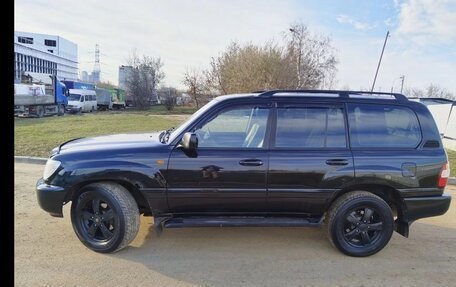 Toyota Land Cruiser 100 рестайлинг 2, 2006 год, 1 750 000 рублей, 4 фотография