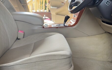 Toyota Crown Majesta, 2005 год, 830 000 рублей, 16 фотография