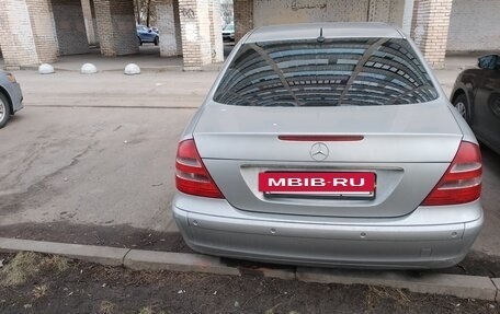 Mercedes-Benz E-Класс, 2002 год, 410 000 рублей, 8 фотография