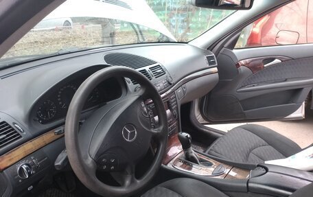 Mercedes-Benz E-Класс, 2002 год, 410 000 рублей, 18 фотография