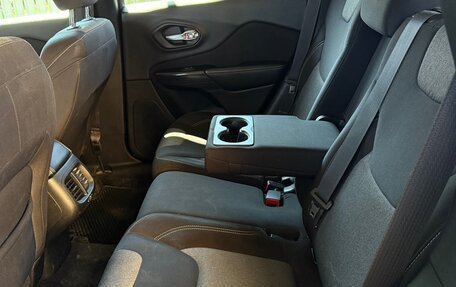 Jeep Cherokee, 2014 год, 1 400 000 рублей, 15 фотография