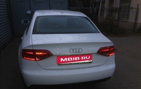 Audi A4, 2010 год, 855 000 рублей, 2 фотография