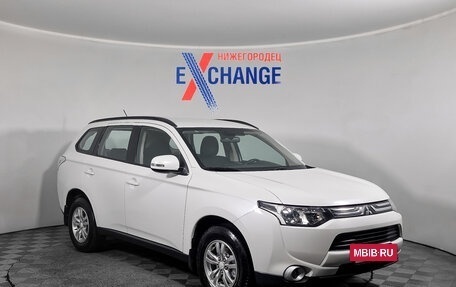 Mitsubishi Outlander III рестайлинг 3, 2012 год, 1 327 000 рублей, 2 фотография