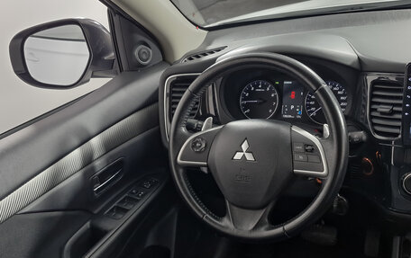 Mitsubishi Outlander III рестайлинг 3, 2012 год, 1 327 000 рублей, 16 фотография