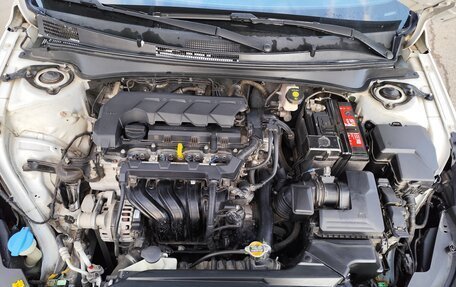 Hyundai Elantra, 2021 год, 2 300 000 рублей, 17 фотография