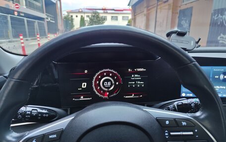 Hyundai Elantra, 2021 год, 2 300 000 рублей, 20 фотография